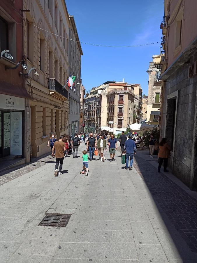 La Casetta Nel Centro Кальяри Экстерьер фото